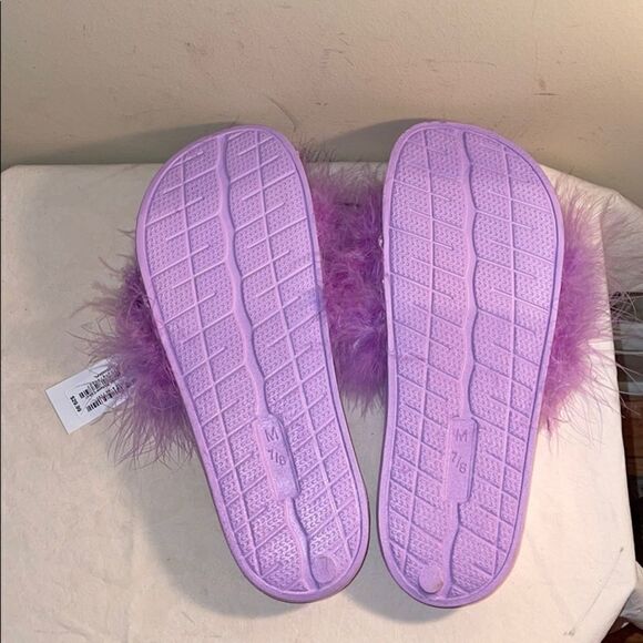 NWT INC open toe fluffy purple slippers US7/8 - Picture 3 of 4